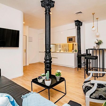 Ferienwohnung Unbeatable Views Of Puerta Del Sol By Batuecas Madrid Exterior foto