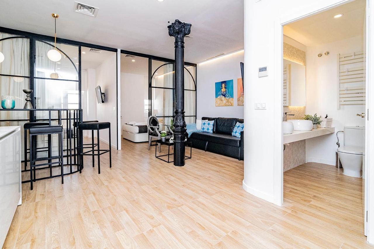 Ferienwohnung Unbeatable Views Of Puerta Del Sol By Batuecas Madrid Exterior foto