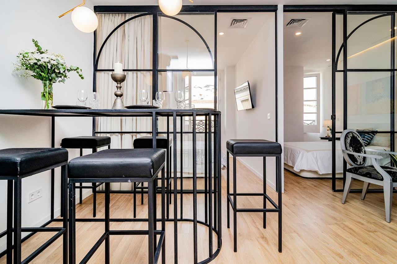 Ferienwohnung Unbeatable Views Of Puerta Del Sol By Batuecas Madrid Exterior foto