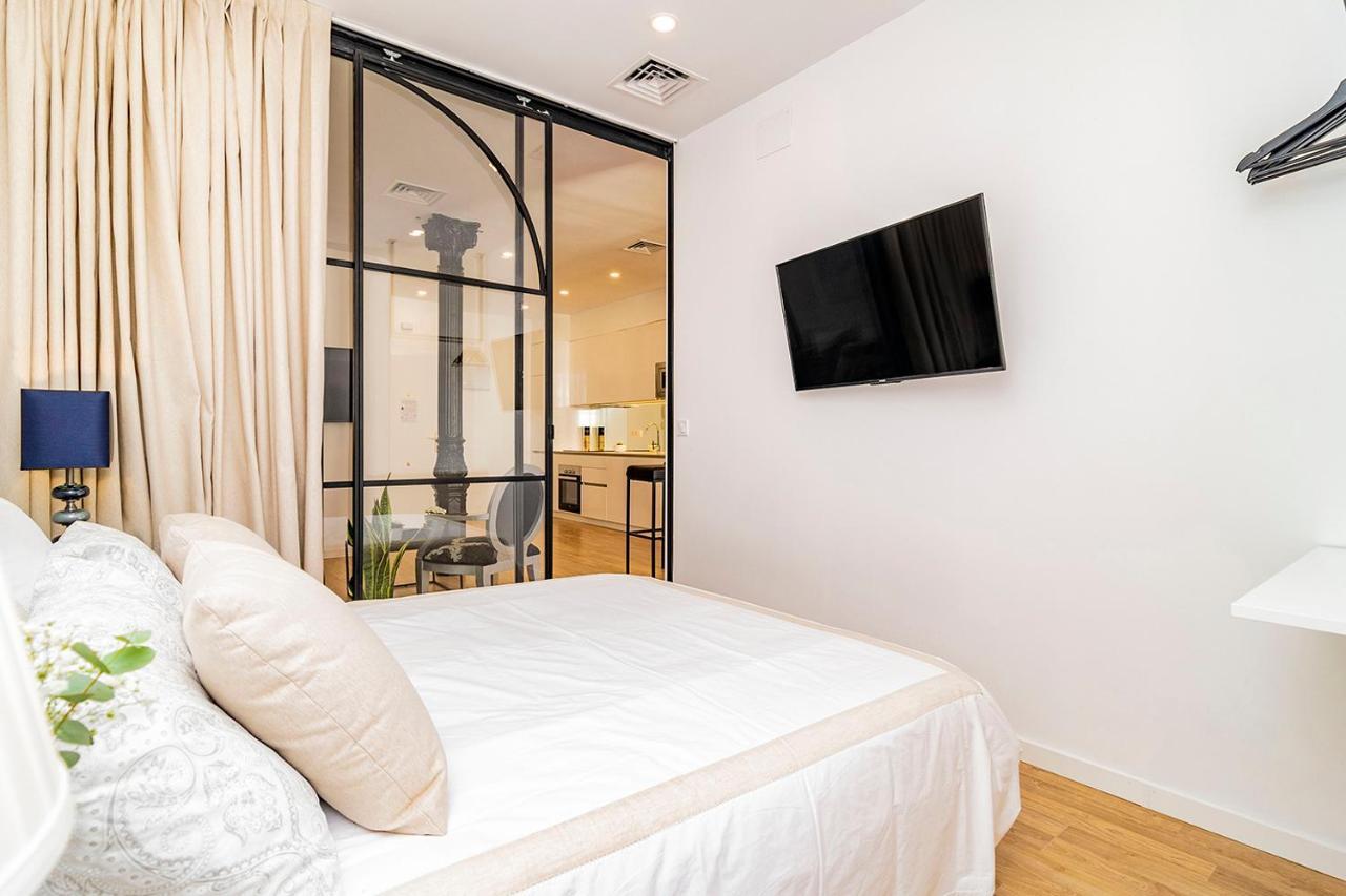 Ferienwohnung Unbeatable Views Of Puerta Del Sol By Batuecas Madrid Exterior foto