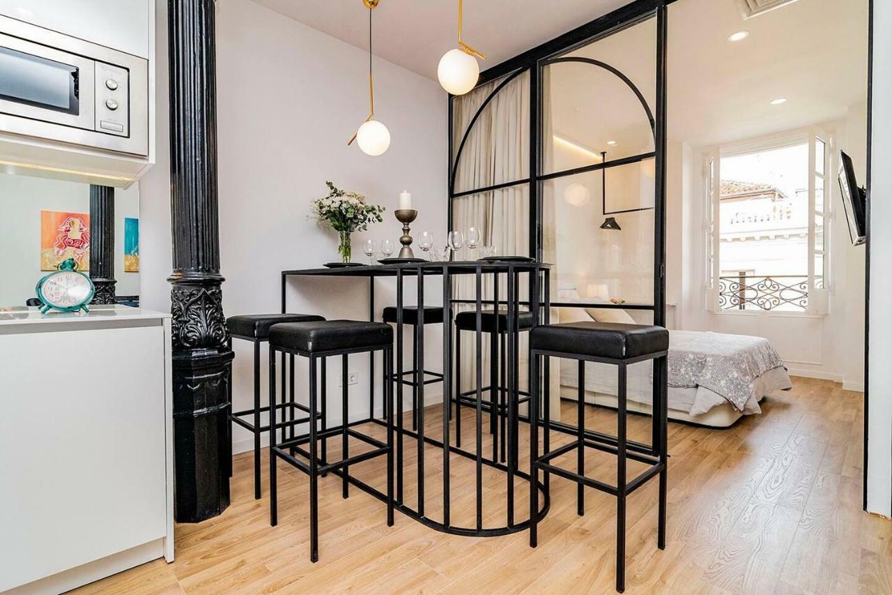 Ferienwohnung Unbeatable Views Of Puerta Del Sol By Batuecas Madrid Exterior foto