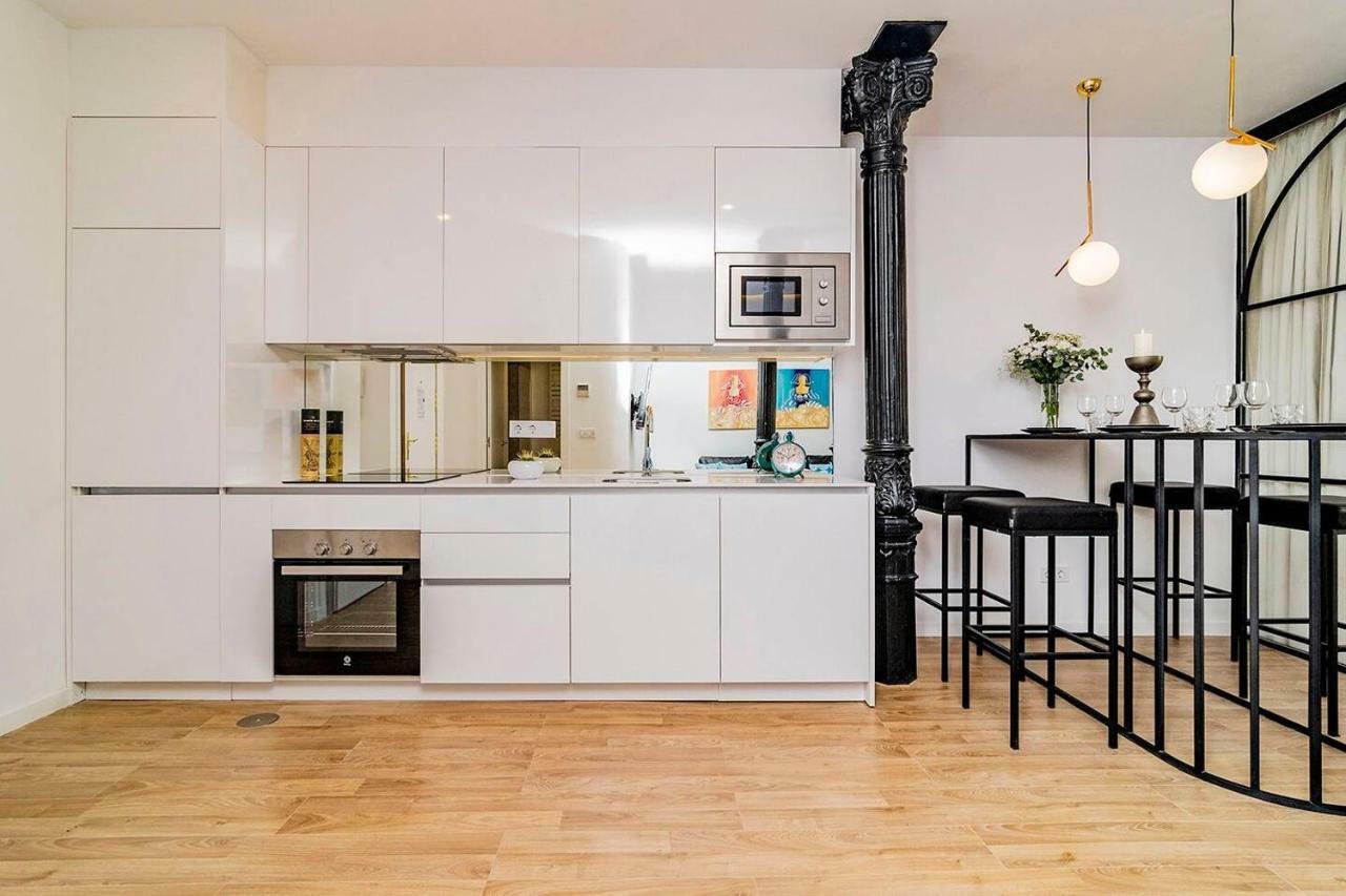 Ferienwohnung Unbeatable Views Of Puerta Del Sol By Batuecas Madrid Exterior foto